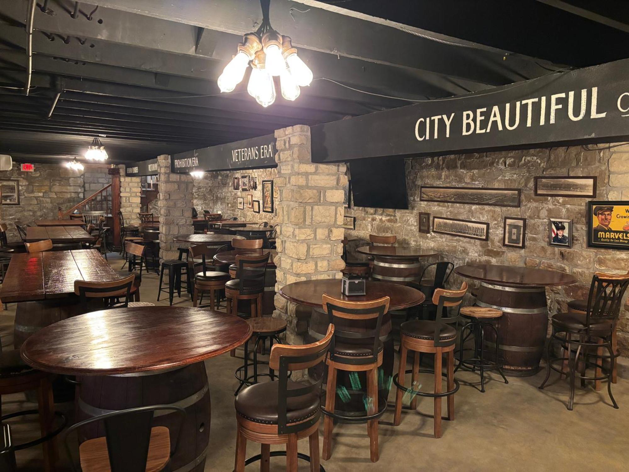 Hermann Crown Suites Екстериор снимка