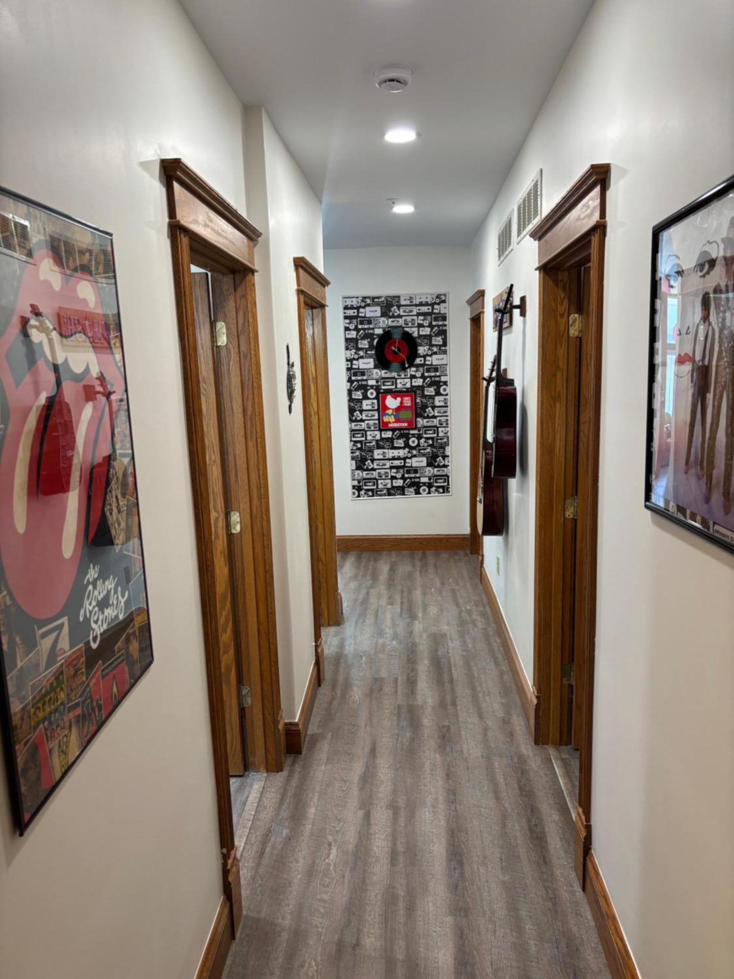 Hermann Crown Suites Екстериор снимка
